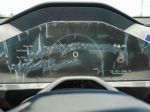 New 2026 Lexus ES 350e FWD image 26