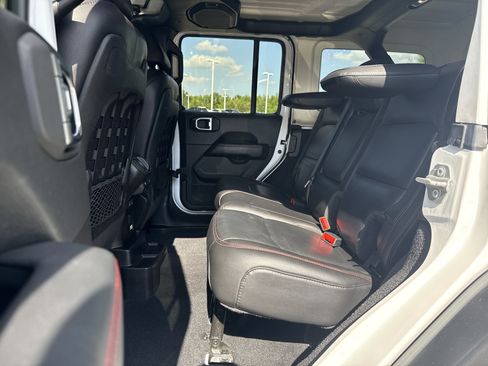 Used 2020 Jeep Wrangler Unlimited Rubicon AWD/4WD image 30