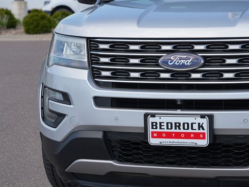Used 2016 Ford Explorer Limited AWD/4WD image 9
