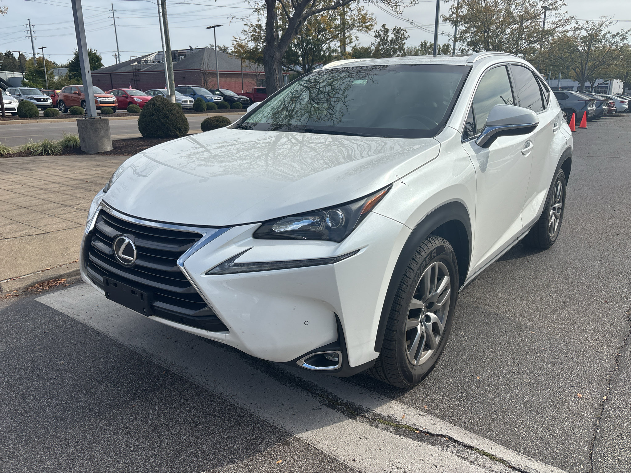 Used 2015 Lexus NX 200t AWD w/ Premium Package image 3