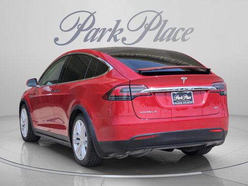 Used 2016 Tesla Model X 90D AWD/4WD image 3