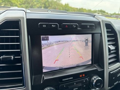 Used 2020 Ford F250 Lariat w/ Lariat Value Package image 26