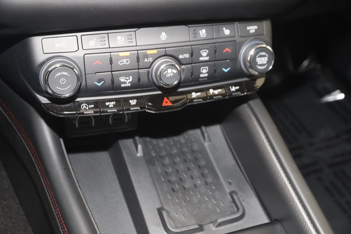Used 2026 Dodge Durango GT AWD/4WD image 30