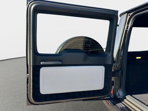 Used 2026 Mercedes-Benz G 63 AMG 4MATIC image 10