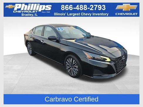 Used 2025 Nissan Altima 2.5 SV FWD image 1