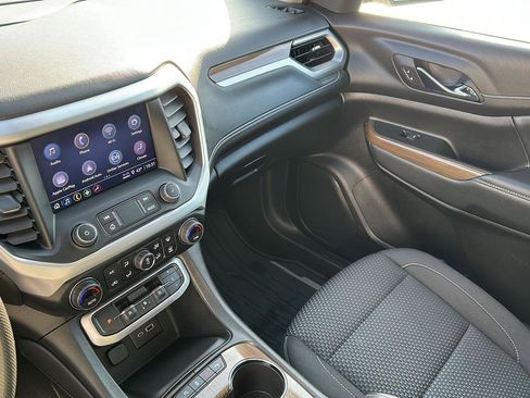 Used 2023 GMC Acadia SLE w/ Driver Convenience Package image 41