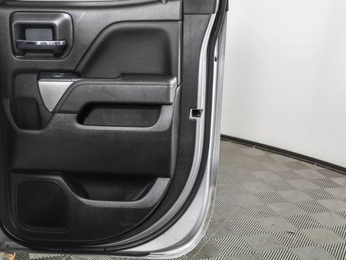 Used 2018 Chevrolet Silverado 1500 LT image 40