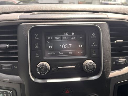 Used 2017 RAM 1500 Express w/ Express Value Package AWD/4WD image 17