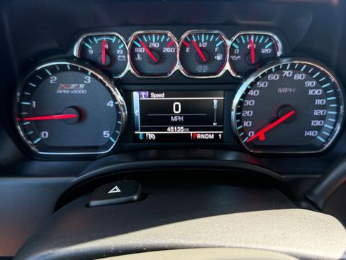 Used 2015 Chevrolet Silverado 2500 LT w/ LT Convenience Package image 61