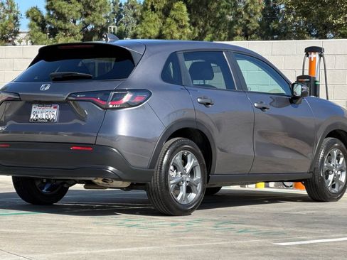 Certified 2026 Honda HR-V LX image 8