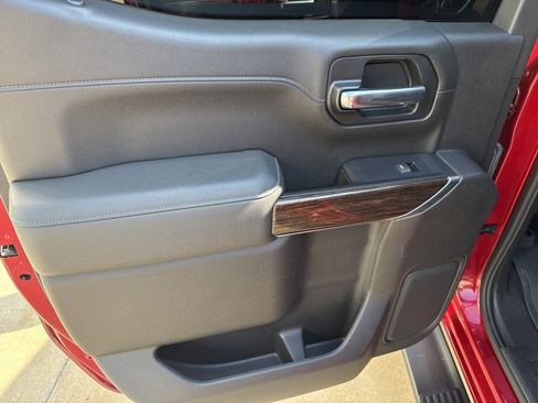 Used 2021 GMC Sierra 1500 Elevation w/ Preferred Package image 11