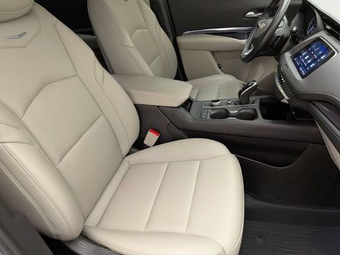 Certified 2023 Cadillac XT4 Luxury FWD image 24