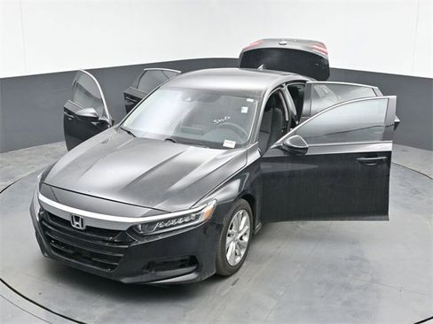 Used 2018 Honda Accord LX image 47