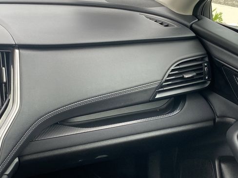 Used 2025 Subaru Outback Premium image 21