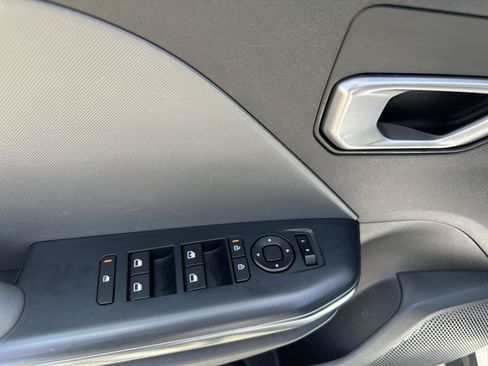 Used 2025 Kia K4 FWD image 17