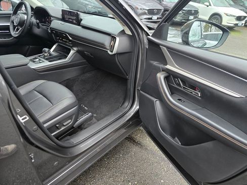 Certified 2024 MAZDA CX-90 Plug-In Hybrid w/ Preferred image 31