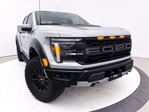 Used 2025 Ford F150 Raptor image 7