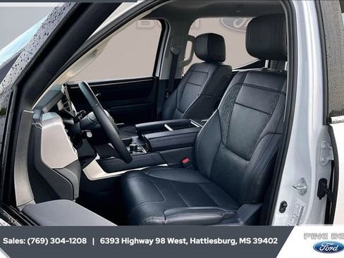 Used 2022 Toyota Tundra Limited image 19