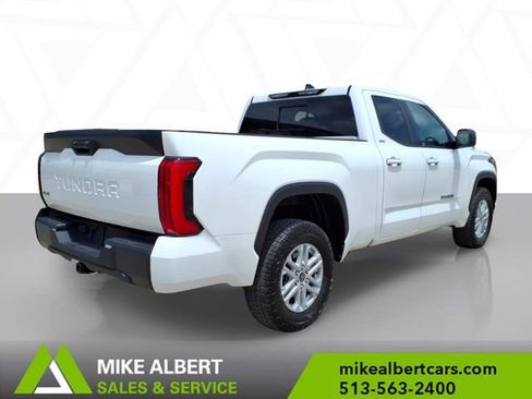 Used 2024 Toyota Tundra SR5 w/ SR5 Premium Package AWD/4WD image 7