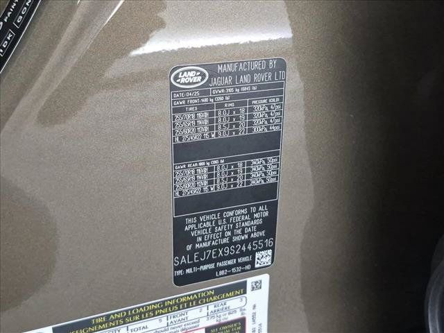 Certified 2025 Land Rover Defender 110 S AWD/4WD image 29