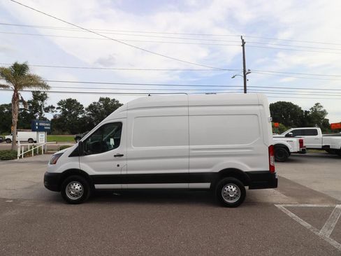 Used 2023 Ford Transit 250 148 High Roof AWD w/ Load Area Protection Package image 5