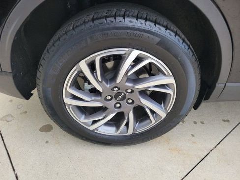 Certified 2024 Lincoln Corsair AWD w/ Equipment Group 101A image 18