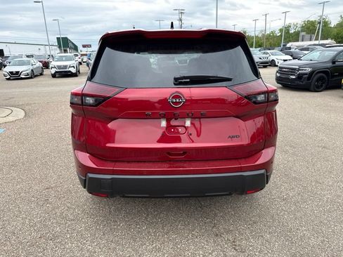 New 2026 Nissan Rogue Dark Armor AWD/4WD image 6