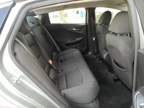 Used 2023 Chevrolet Malibu LS FWD image 24