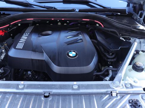 Used 2025 BMW X3 xDrive30i w/ Premium Package image 39