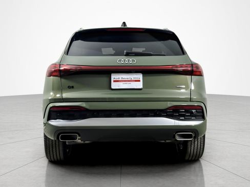 Used 2025 Audi Q5 Premium w/ Convenience Package AWD/4WD image 4