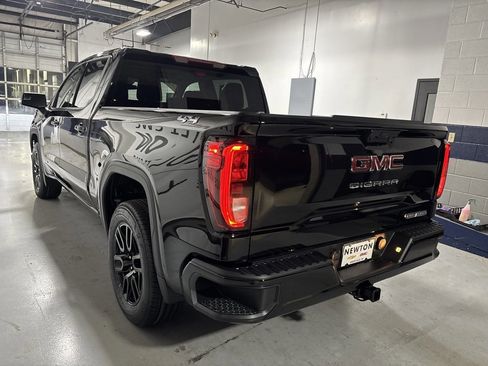 New 2026 GMC Sierra 1500 Elevation image 32