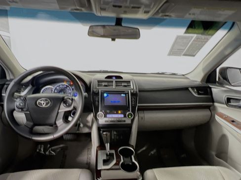 Used 2012 Toyota Camry XLE image 28