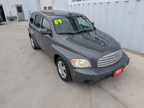 Used 2009 Chevrolet HHR LT FWD image 6