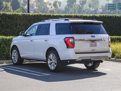 Used 2018 Ford Expedition Limited w/ Equipment Group 302A image 9