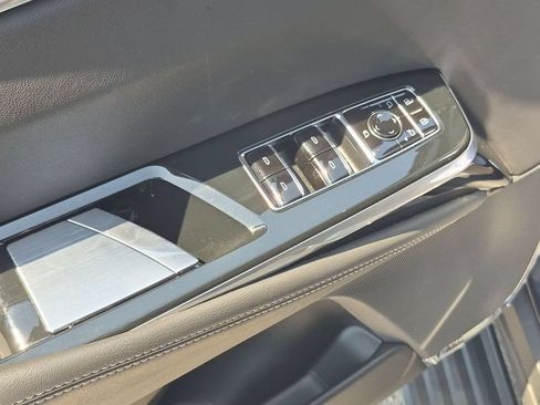 New 2025 Cadillac Escalade ESV Sport w/ LPO, Floor Liner Package AWD/4WD image 21