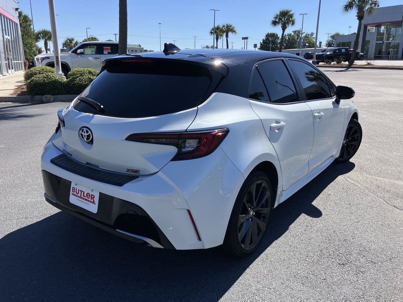 Used 2024 Toyota Corolla XSE FWD image 5