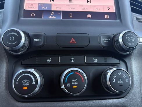 Used 2023 RAM 1500 Big Horn AWD/4WD image 25