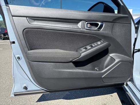 Used 2022 Honda Civic Sport image 17