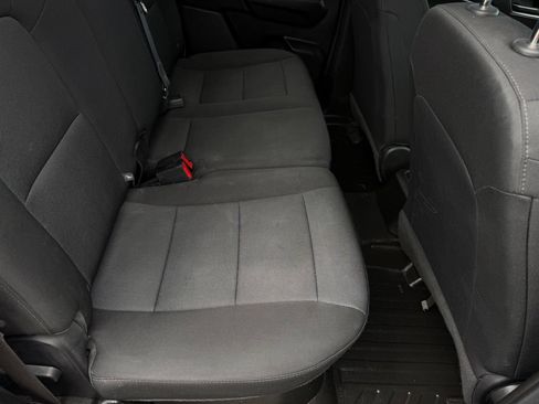 Used 2023 Chevrolet Colorado W/T RWD image 11