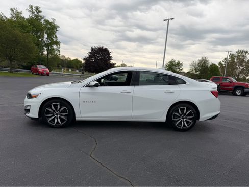 Used 2022 Chevrolet Malibu RS FWD image 4