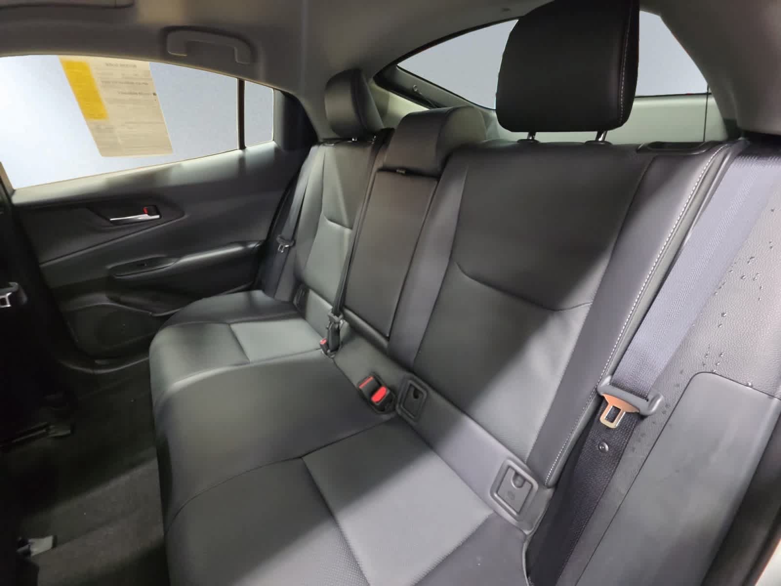 Used 2024 Toyota Prius XLE AWD/4WD image 18