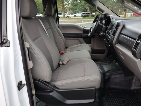 Used 2018 Ford F250 XL w/ Power Equipment Group AWD/4WD image 22