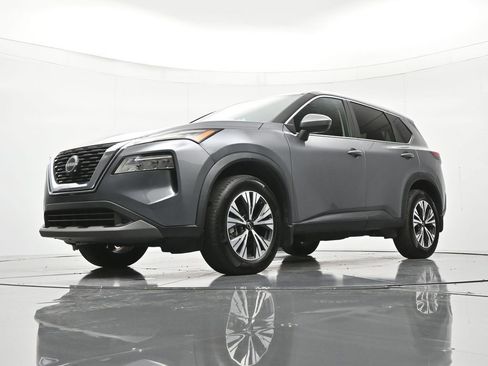 Used 2023 Nissan Rogue SV FWD image 35