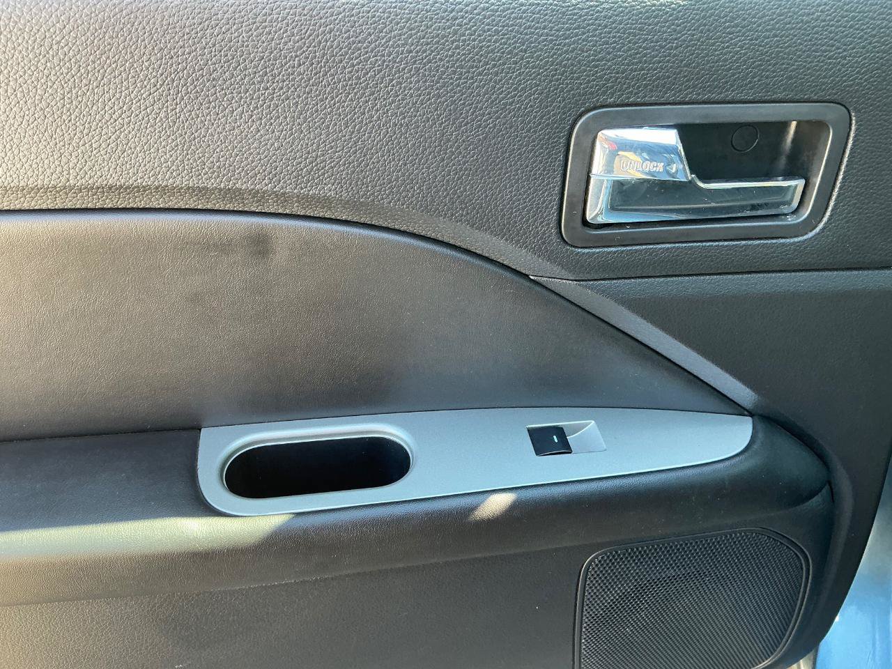 Used 2012 Ford Fusion SEL AWD/4WD image 16