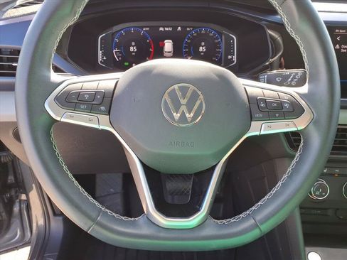Used 2022 Volkswagen Taos SE AWD/4WD image 13