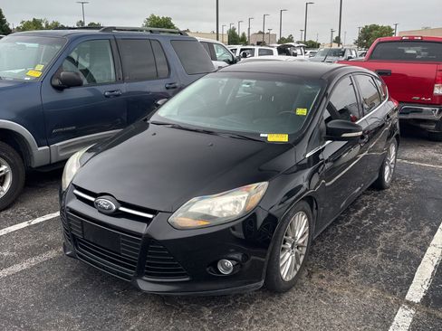 Used 2014 Ford Focus Titanium FWD image 1