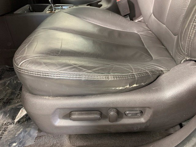 Used 2010 Hyundai Santa Fe Limited AWD/4WD image 17