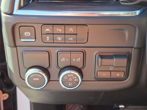 New 2026 Chevrolet Tahoe Premier w/ Sun And Tow Package image 24