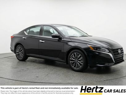 Used 2025 Nissan Altima 2.5 SV