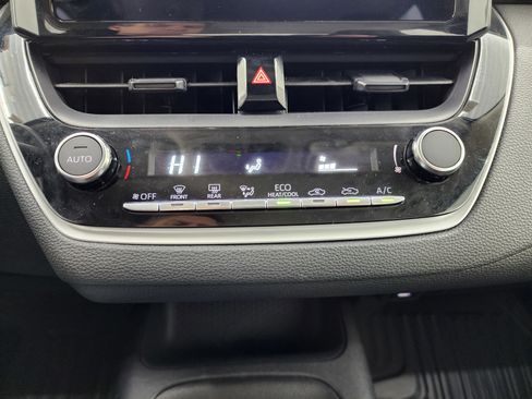 Used 2024 Toyota Corolla LE image 15